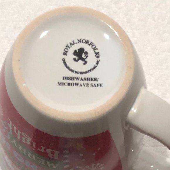 WINTER SEASON RED ROYAL NORFOLK COFFEE MUGS THREE FOR PRICE OF ONE - Picture 6 of 7